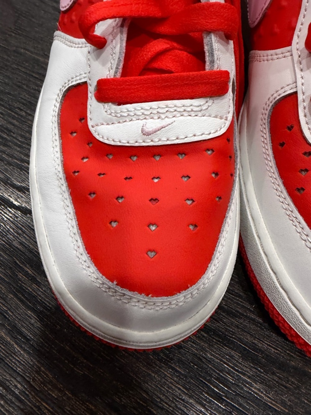 Nike Air Force 1 Low Valentine's Day GS 6.5Y used - Picture 6 of 13